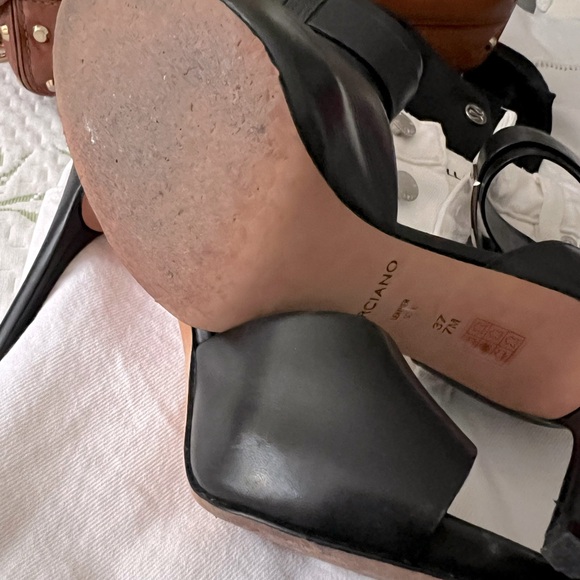 Marciano Cari pumps - Picture 9 of 9